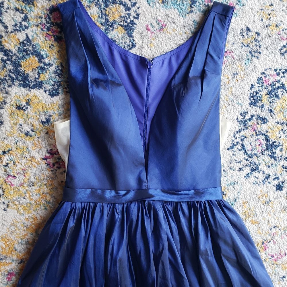 Prom dress - Picture 3 of 16